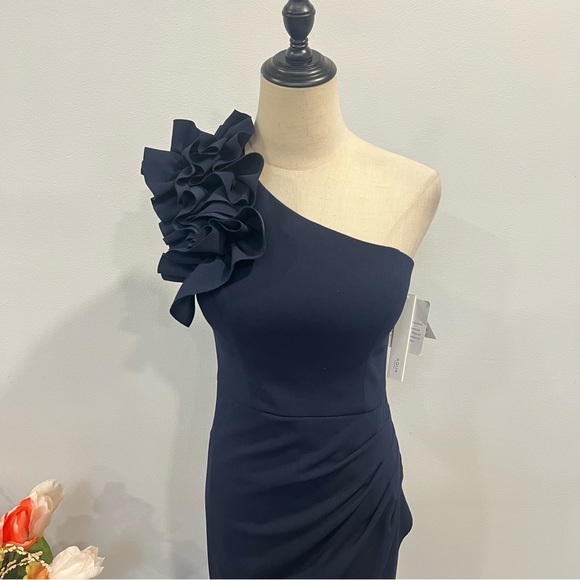 Aqua Brand Navy Blue Ruffled One Shoulder Maxi Formal Evening Gown - Reemoly - Picture 2 of 13